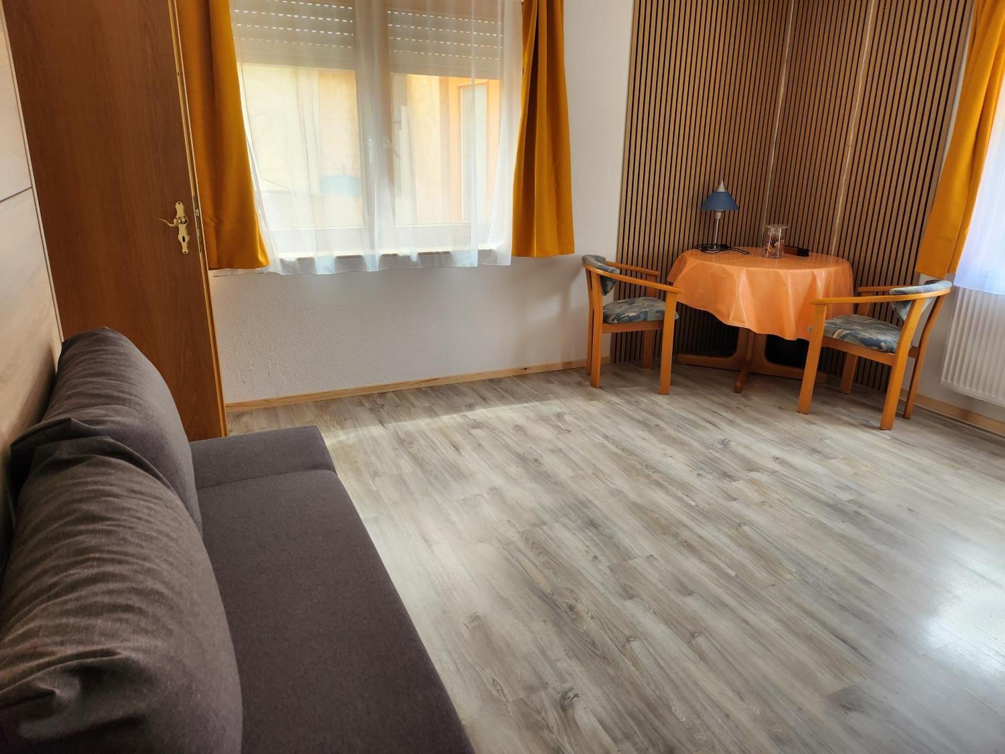 Schellis Gaestezimmer Enzklösterle Esterno foto