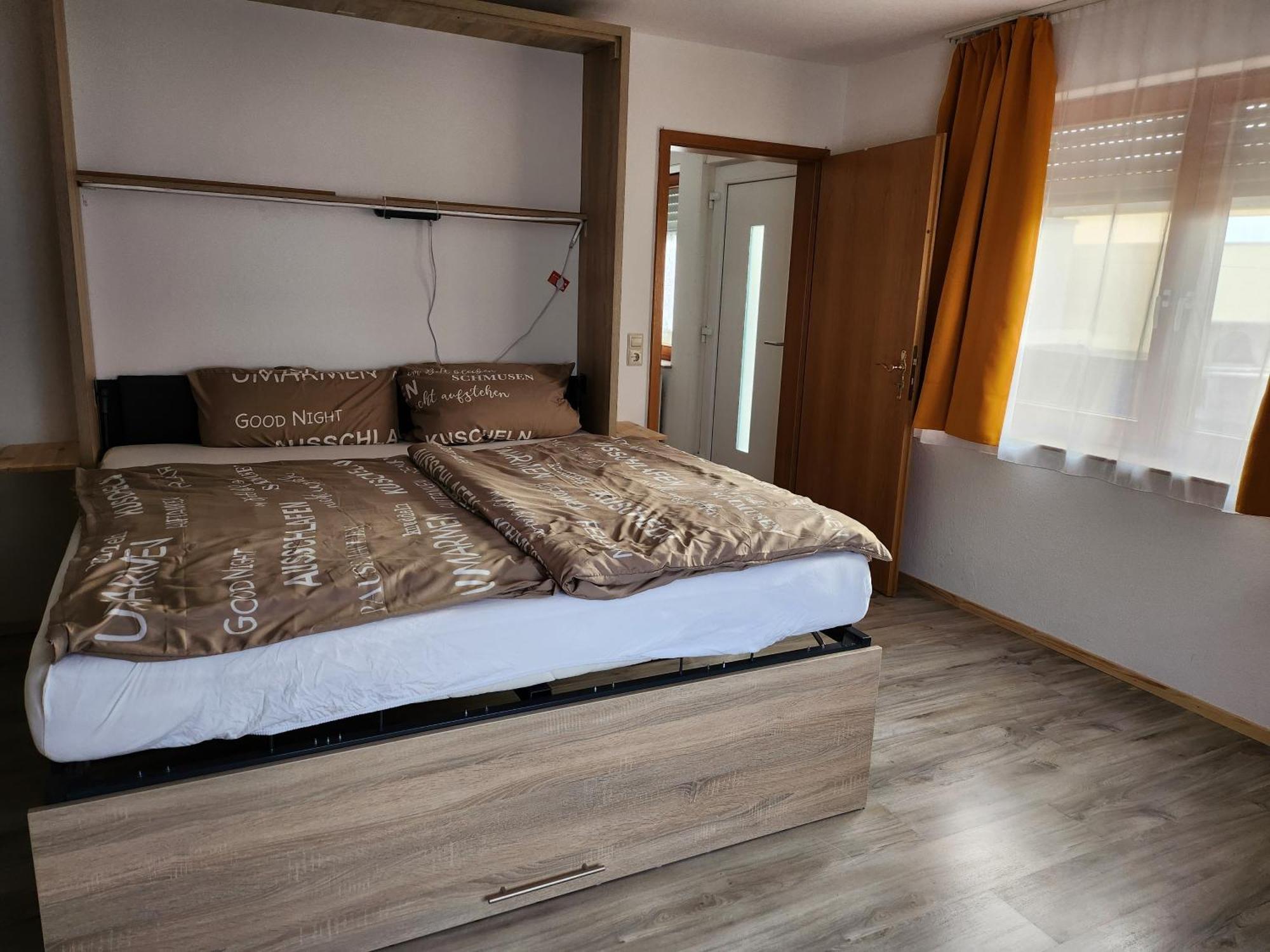 Schellis Gaestezimmer Enzklösterle Esterno foto